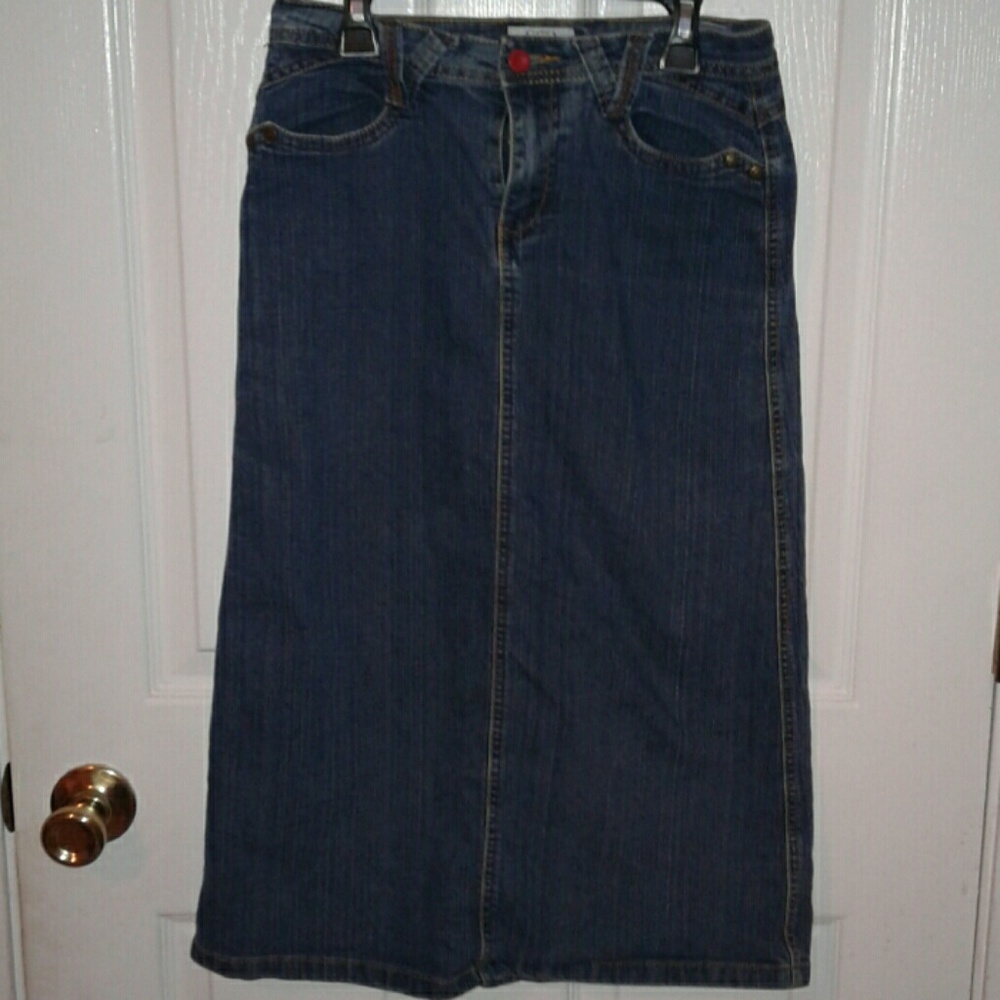 Cato girls long blue jean skirt size 12